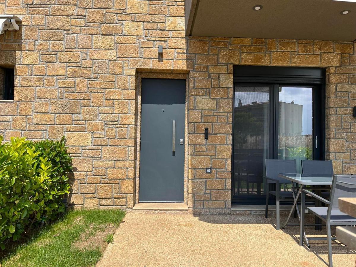 Artline Luxury Suites Флогита Экстерьер фото
