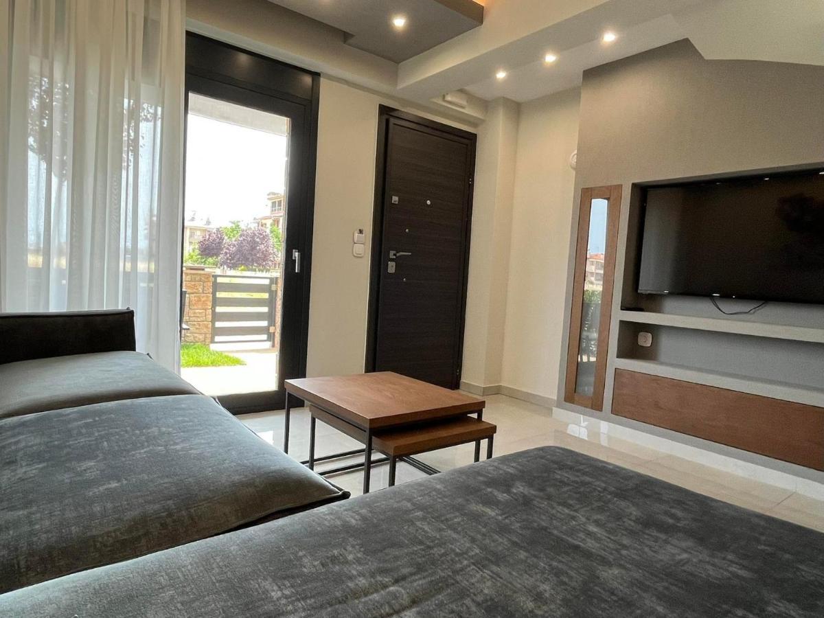 Artline Luxury Suites Флогита Экстерьер фото