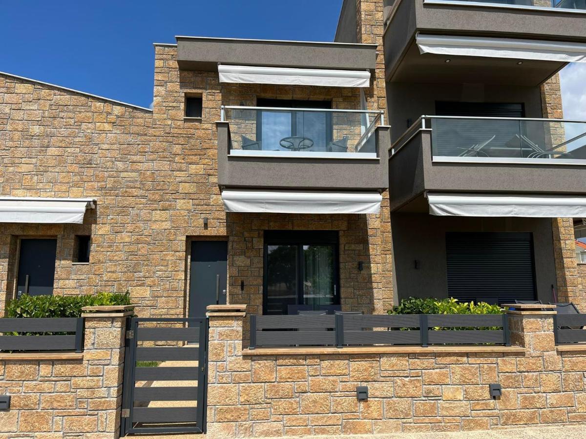 Artline Luxury Suites Флогита Экстерьер фото