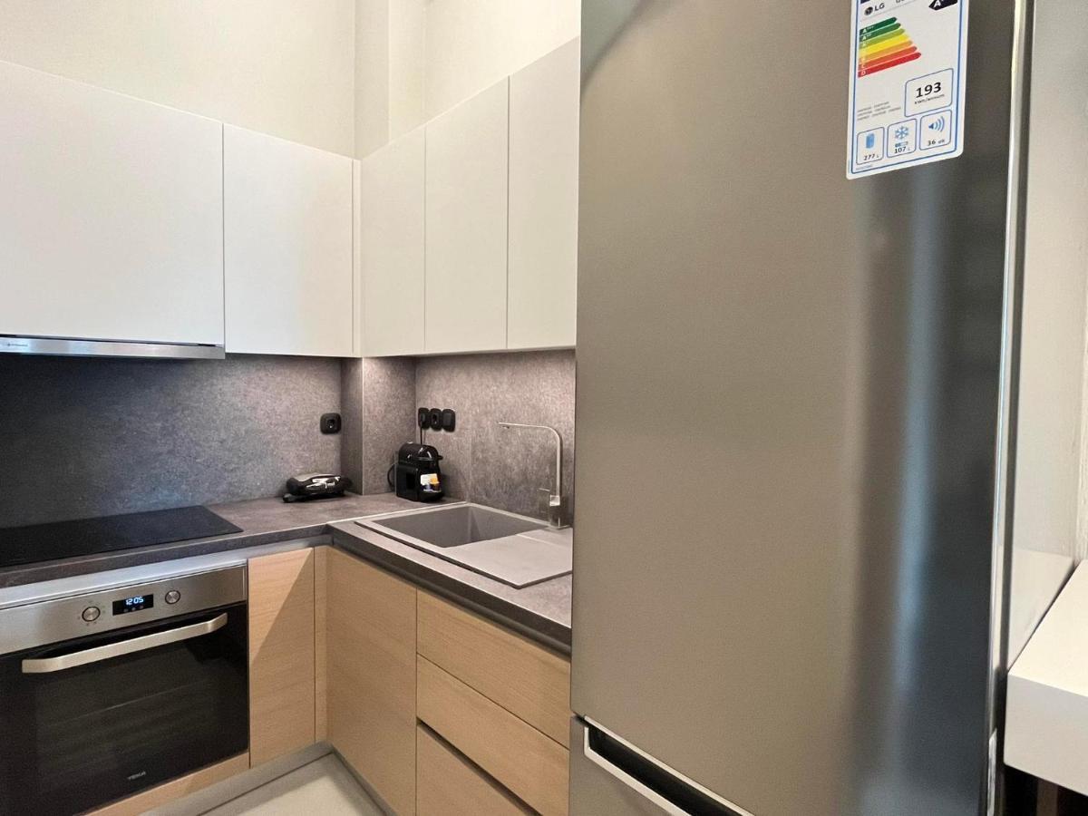 Artline Luxury Suites Флогита Экстерьер фото