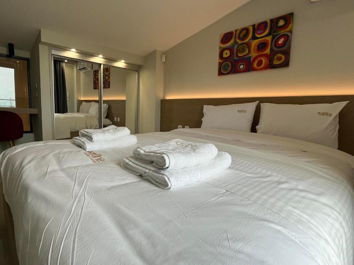 Artline Luxury Suites Флогита Экстерьер фото